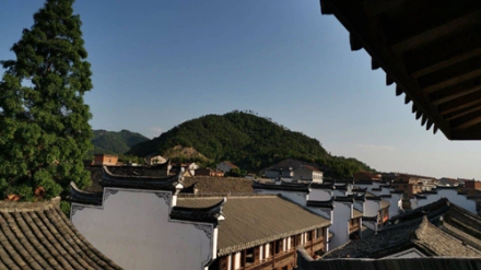 中新社|“中国影视梦工厂”的“造梦”路：光与影点亮乡村深邃“夜空”